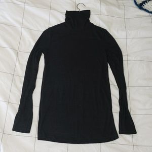 Banana Republic ribbed turtleneck
